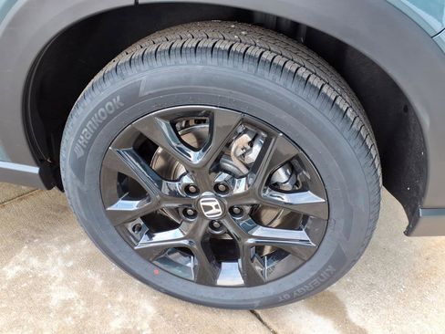 Certified 2024 Honda HR-V Sport image 13