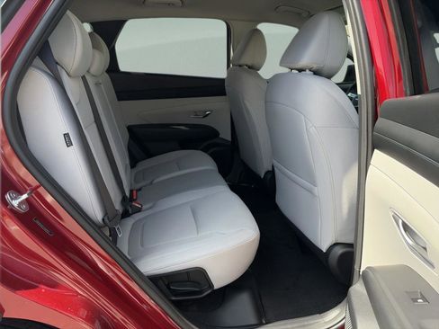 New 2026 Hyundai Tucson SEL FWD image 17