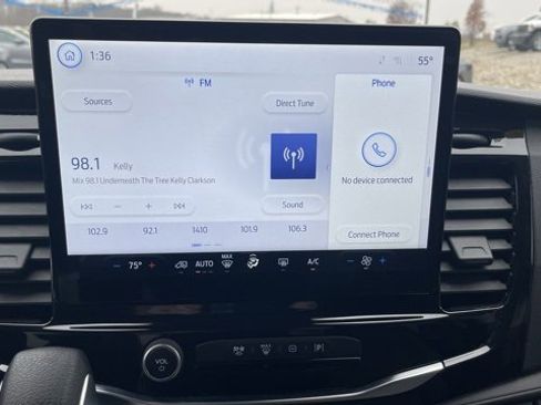 Used 2023 Ford Transit 350 XLT image 19