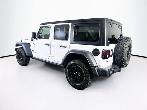 Used 2023 Jeep Wrangler Unlimited w/ Cold Weather Group AWD/4WD image 5