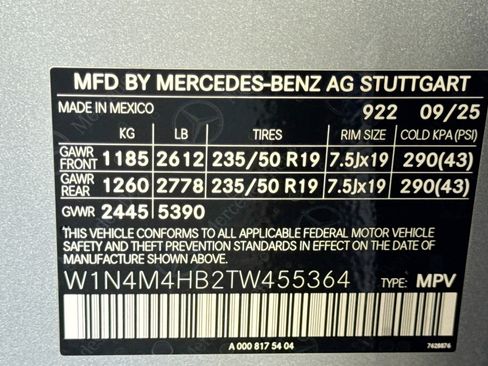 New 2026 Mercedes-Benz GLB 250 4MATIC image 29