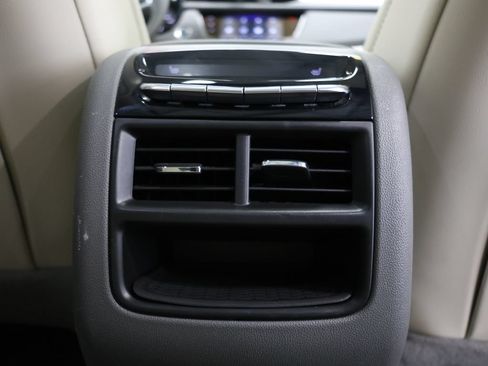 Used 2021 Cadillac XT5 Premium Luxury AWD/4WD image 25
