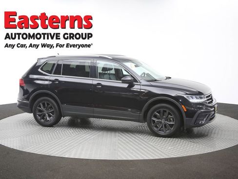 Used 2024 Volkswagen Tiguan SE FWD image 44