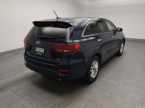 Used 2019 Kia Sorento AWD V6 image 9