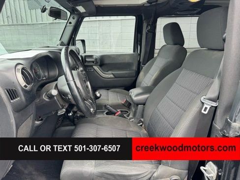 Used 2012 Jeep Wrangler Sport AWD/4WD image 7