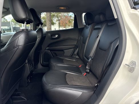 Used 2021 Jeep Compass Latitude w/ Convenience Group image 29