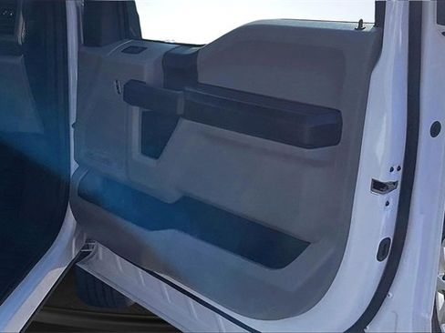 Certified 2022 Ford F250 XL w/ Power Equipment Group image 23