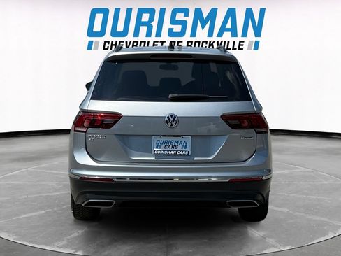 Used 2020 Volkswagen Tiguan SE w/ 3rd Row Seat Package AWD/4WD image 5