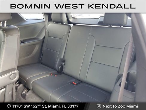 Used 2022 Chevrolet Traverse LT image 18