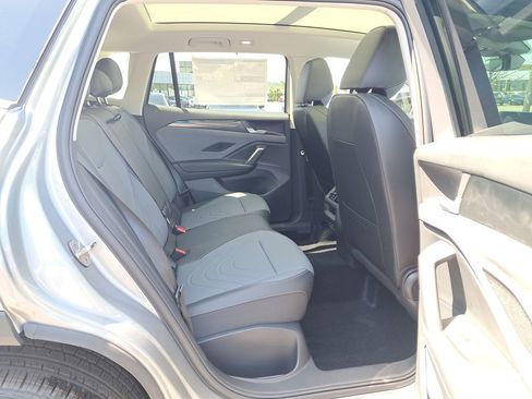 New 2026 Volkswagen Tiguan SE AWD/4WD image 15