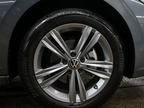 Certified 2023 Volkswagen Jetta SE image 88