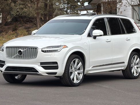 Used 2017 Volvo XC90 T8 Excellence AWD/4WD image 8