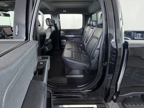 Used 2023 Ford F250 Lariat w/ FX4 Off-Road Package AWD/4WD image 7