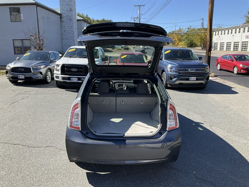 Used 2012 Toyota Prius Two FWD image 10