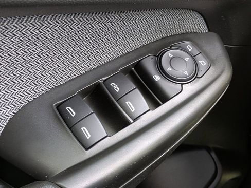 Used 2023 Chevrolet TrailBlazer LT w/ Convenience Package image 24