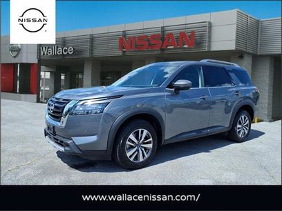 Certified 2025 Nissan Pathfinder SL