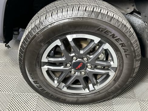 Used 2025 Toyota Tacoma TRD Sport RWD image 10