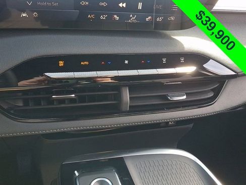 Used 2026 Buick Enclave Preferred AWD/4WD image 17