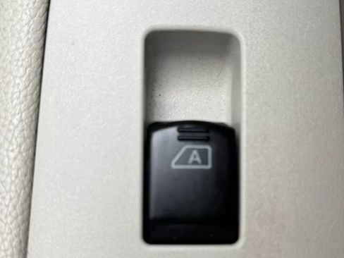 Used 2012 INFINITI G37 Journey w/ Premium Pkg RWD image 34