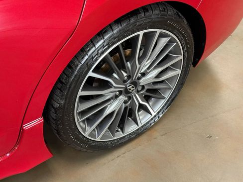 Used 2018 Hyundai Elantra Sport FWD image 40