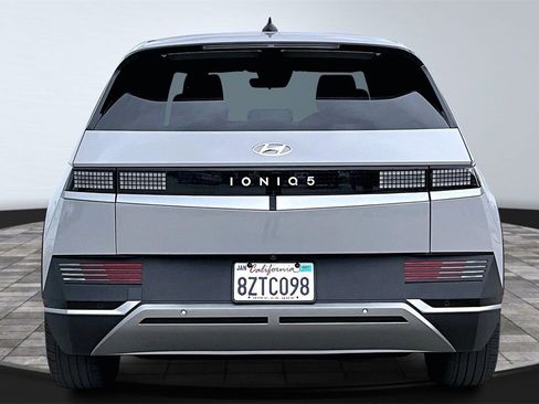 Used 2022 Hyundai Ioniq 5 SE w/ Cargo Package image 22