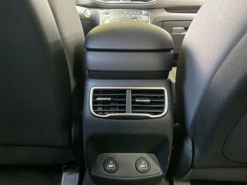 Used 2023 Hyundai Santa Fe SEL AWD/4WD image 24