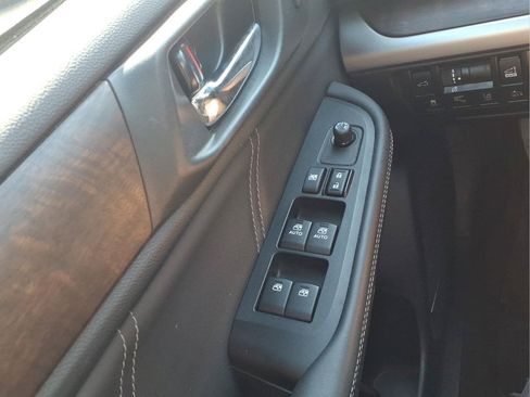 Used 2019 Subaru Outback 2.5i Limited w/ Popular Package #2 AWD/4WD image 26