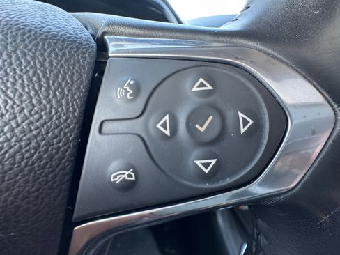 Used 2020 Chevrolet Traverse Premier image 16