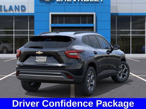 New 2026 Chevrolet Trax LT w/ Driver Confidence Package image 5