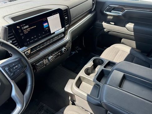 Certified 2024 GMC Sierra 1500 Elevation w/ LPO, Elevation Black Package AWD/4WD image 16