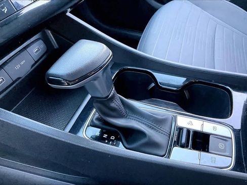 Used 2022 Hyundai Santa Cruz SEL image 15