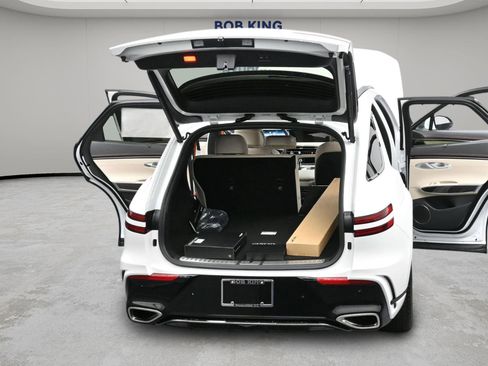 New 2026 Genesis GV70 3.5T Sport Prestige AWD/4WD image 16
