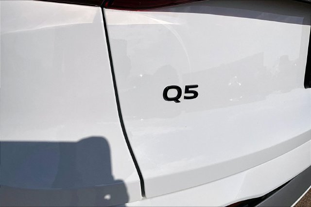 Used 2026 Audi Q5 Premium w/ Convenience Package AWD/4WD image 33