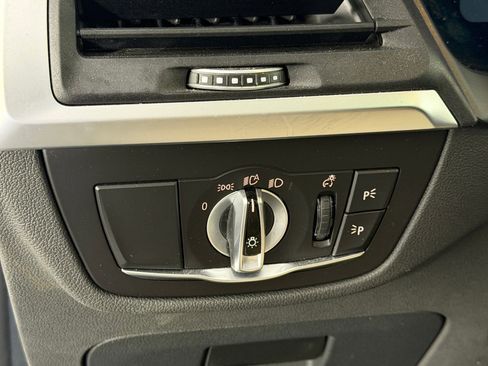Used 2023 BMW X3 sDrive30i w/ Convenience Package RWD image 17