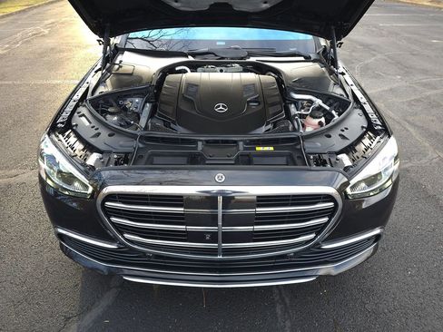 Used 2021 Mercedes-Benz S 580 4MATIC Sedan w/ Warmth & Comfort Package image 95