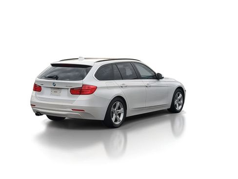 Used 2015 BMW 328i xDrive Wagon image 8