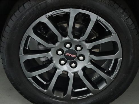 Used 2023 GMC Acadia Denali w/ Black Diamond Edition AWD/4WD image 14