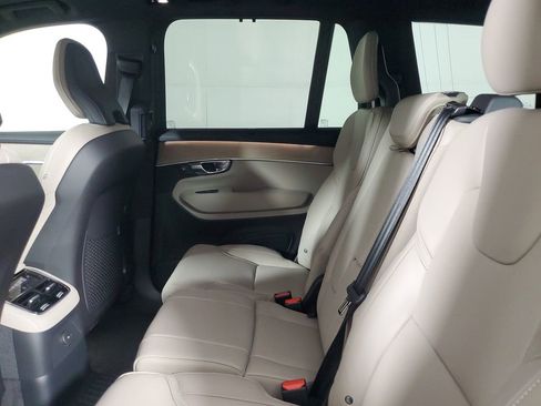 New 2026 Volvo XC90 T8 Ultra w/ Protection Package Premier AWD/4WD image 12
