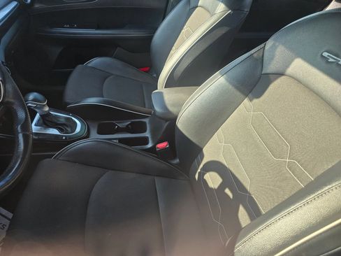 Used 2023 Kia Forte GT-Line w/ GT-Line Premium Package FWD image 23