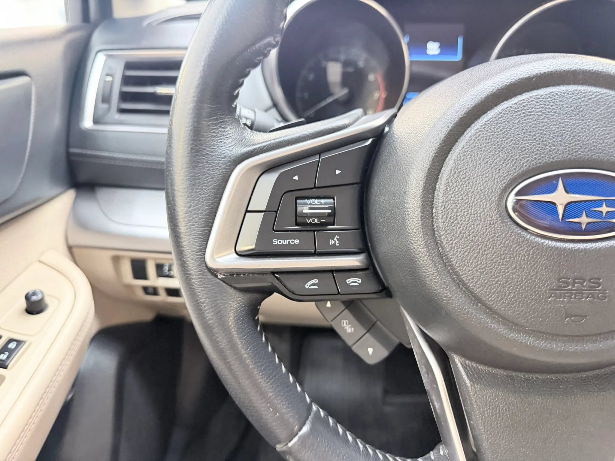 Used 2019 Subaru Outback 2.5i Premium AWD/4WD image 17