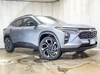 New 2026 Chevrolet Trax RS w/ Sunroof Package video 2