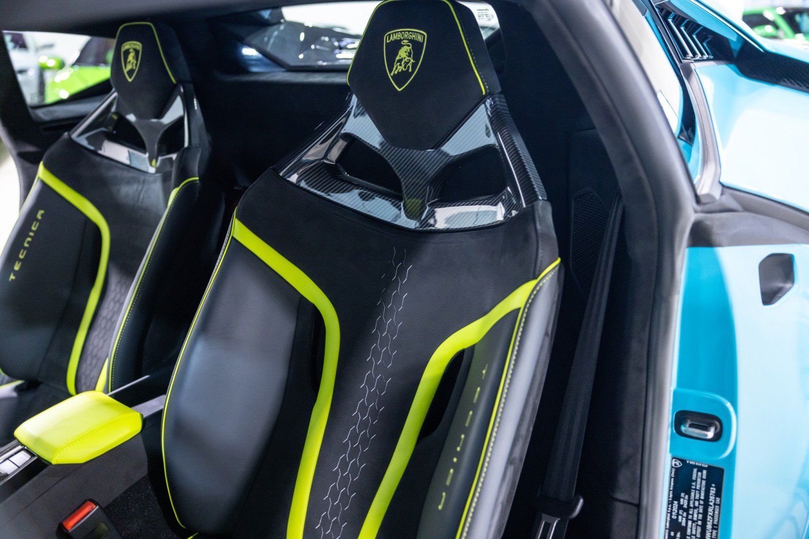 Used 2024 Lamborghini Huracan Tecnica RWD image 40