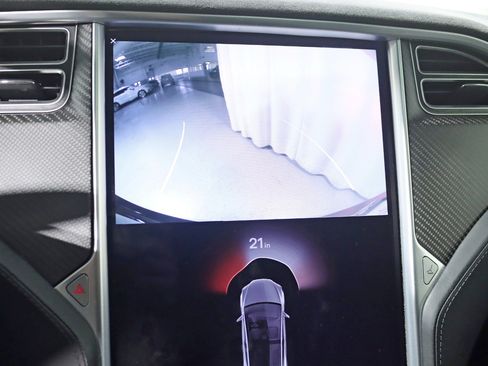 Used 2016 Tesla Model X Performance image 19