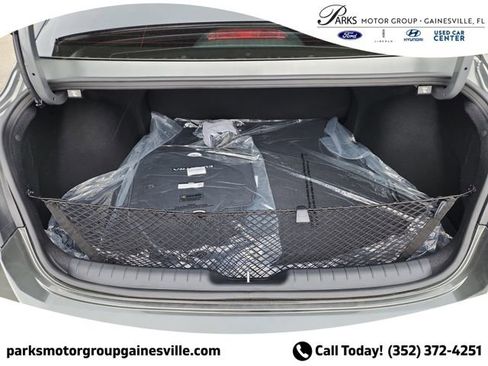 New 2025 Hyundai Elantra SEL w/ Cargo Package FWD image 8