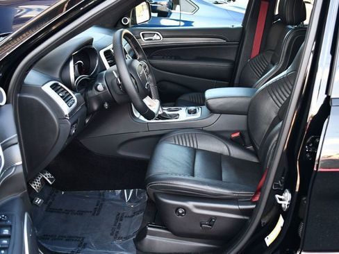 Used 2018 Jeep Grand Cherokee SRT AWD/4WD image 42
