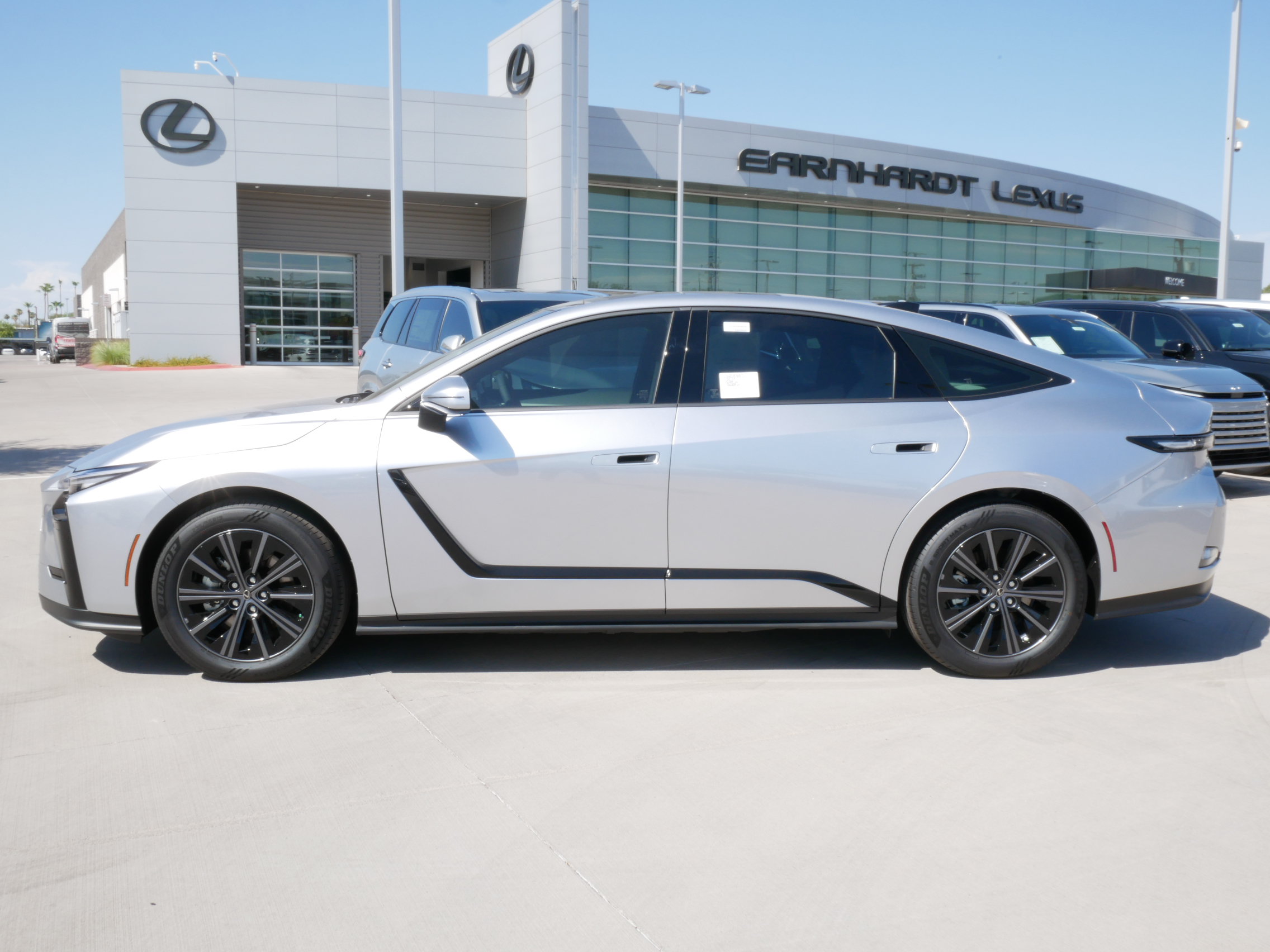 New 2026 Lexus ES 350e w/ Convenience Package FWD image 3