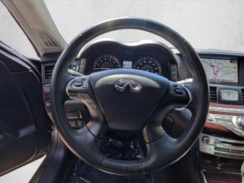 Used 2016 INFINITI Q70 L 3.7 AWD/4WD image 19