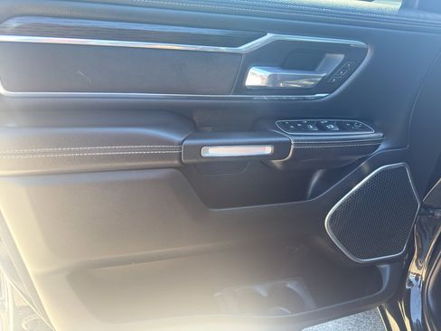 Used 2023 RAM 1500 Laramie AWD/4WD image 13