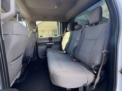 Used 2019 Ford F250 XLT w/ Snow Plow Prep Package image 32