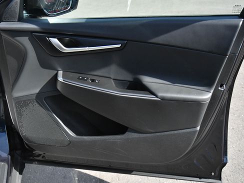 Used 2024 Kia EV6 Light image 47